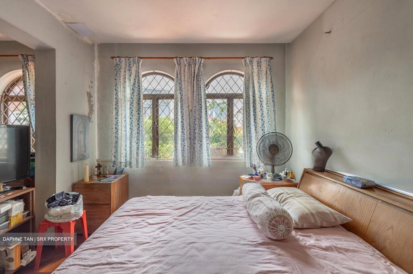 Sennett Estate (D13), Terrace #458446521